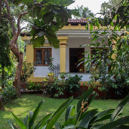 Shikara Beach Resort Cavelossim Exterior foto