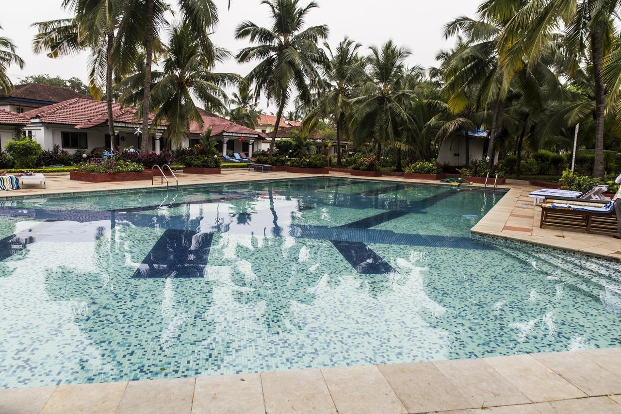 Shikara Beach Resort Cavelossim Exterior foto