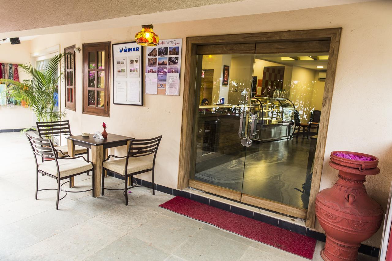 Shikara Beach Resort Cavelossim Exterior foto