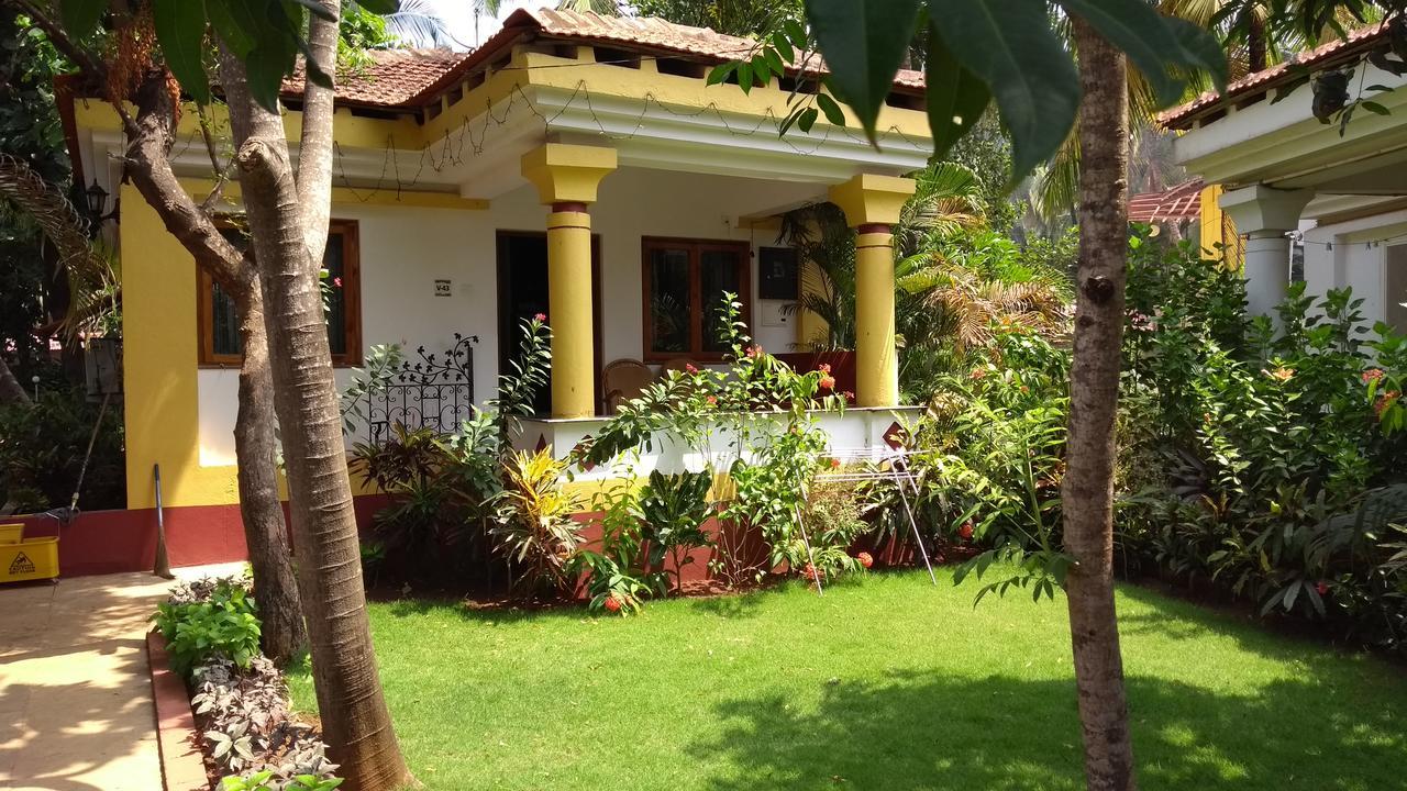 Shikara Beach Resort Cavelossim Exterior foto
